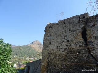 Torre Saracena Locadi